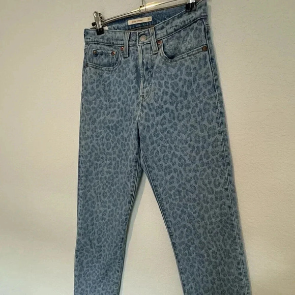 Levi's Wedgie Straight Jeans Womens 24 Leopard Print High Rise - Picture 7 of 9